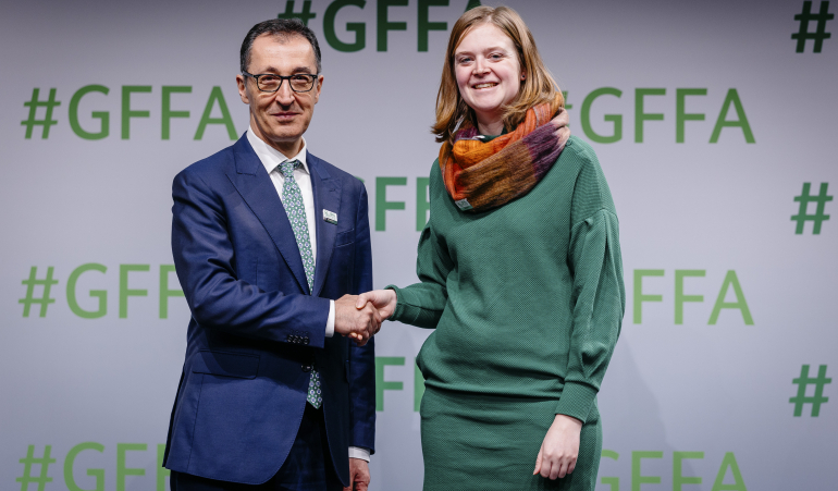La ministre wallonne de l'Agriculture Anne-Catherine Dalcq avec le Ministre fédéral de l'Alimentation et de l'Agriculture allemand Cem Özdemir©Photothek