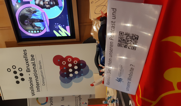 Illustration Der Stand der Vertretung DGCFRW